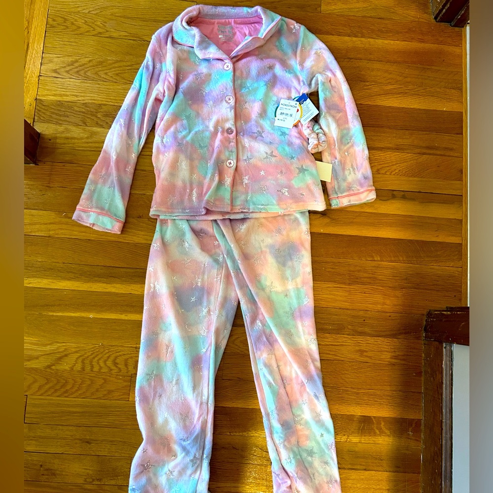 NWT Nordstrom Girls PJ set